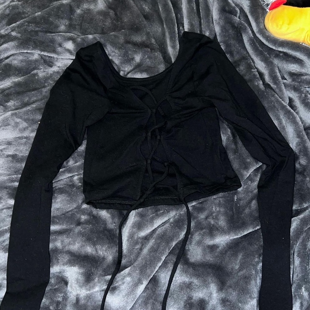 Aeropostale tie back long sleeve top